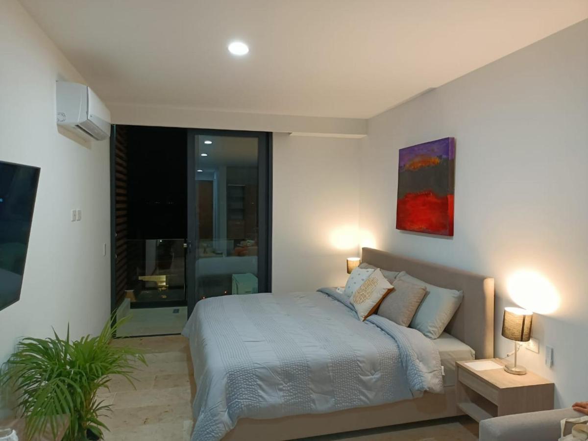 Lujo Recien Construido En Quinta Avenida Apartamento