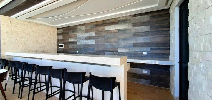 Apartamento Lujo Recien Construido En Quinta Avenida