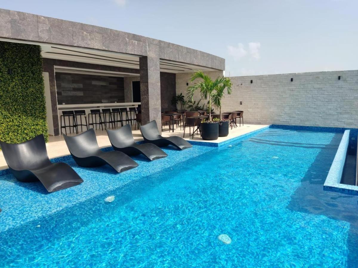 Lujo Recien Construido En Quinta Avenida Playa del Carmen